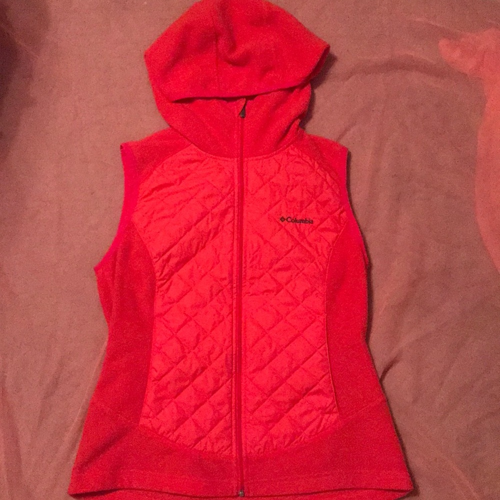 Columbia Pink Women’s Thermal Coil Hooded Vest